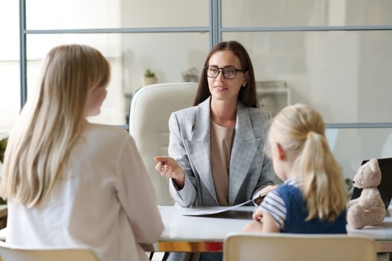 What Are The Licensed Social Worker Requirements?