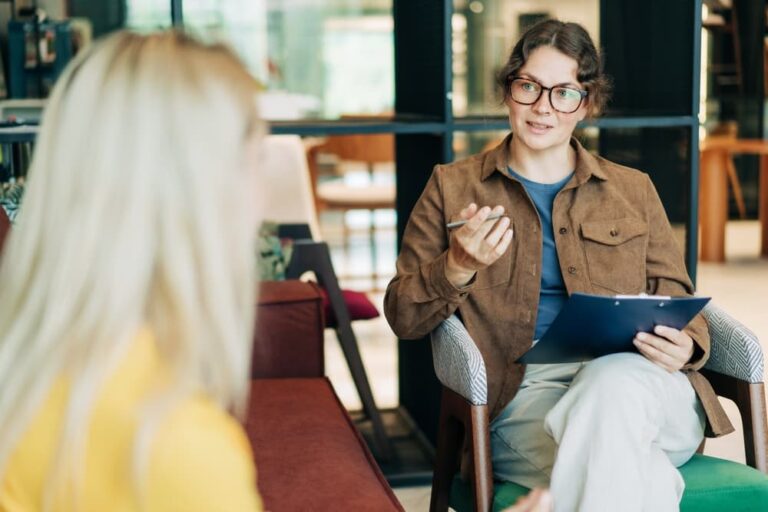 How Advanced Training in Marriage and Family Therapy Strengthens Relationships and Communities