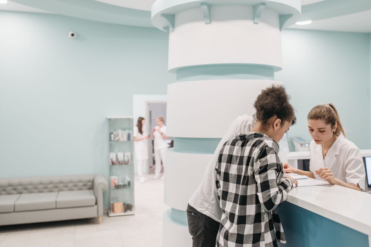 How to become a hospital administrator: Steps and salary